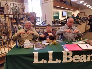 LL Bean Tying